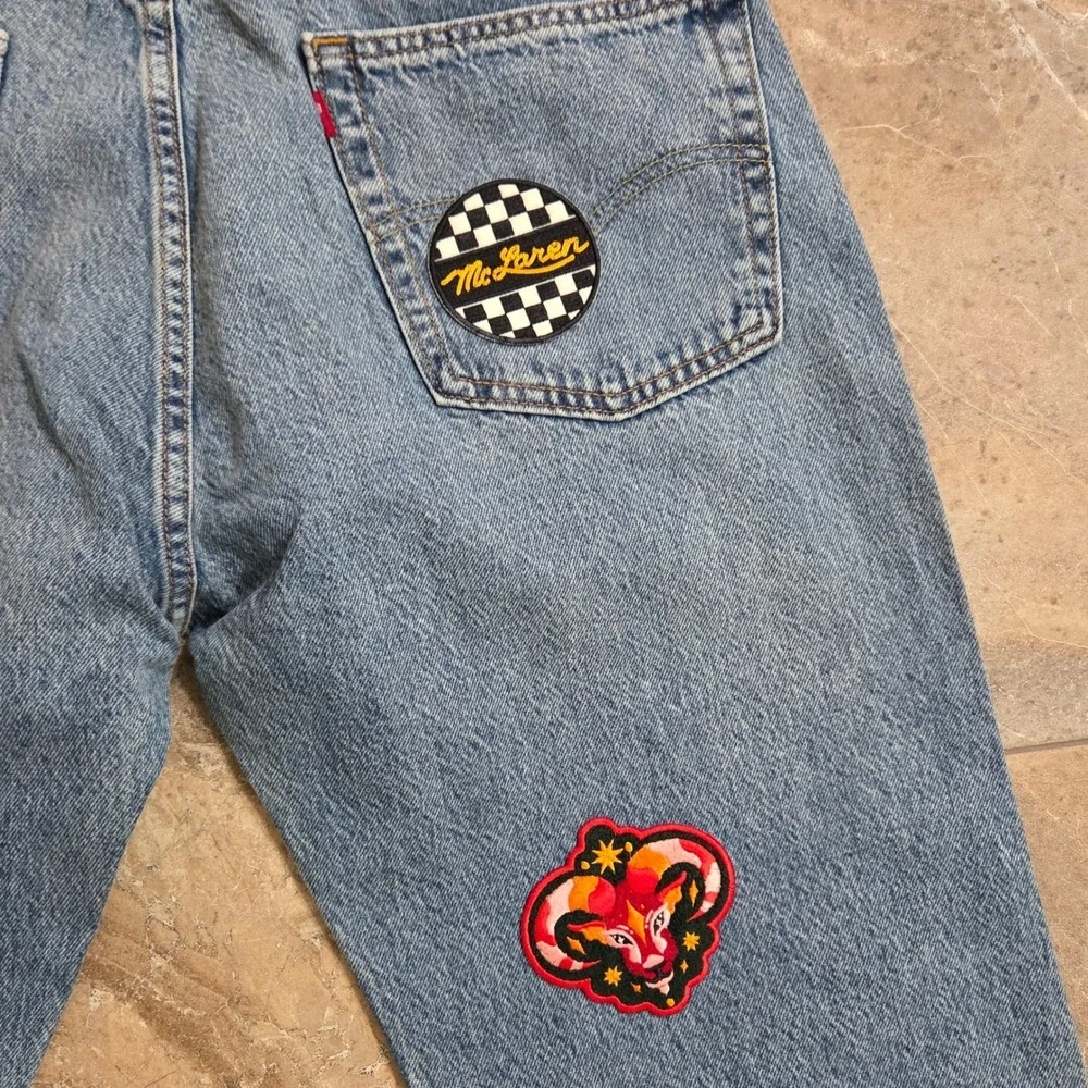 Levi's 555 Jeans W36 L28 Custom Patches Light Wash Denim Menswear